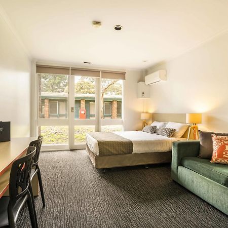 Burvale Hotel Nunawading Esterno foto