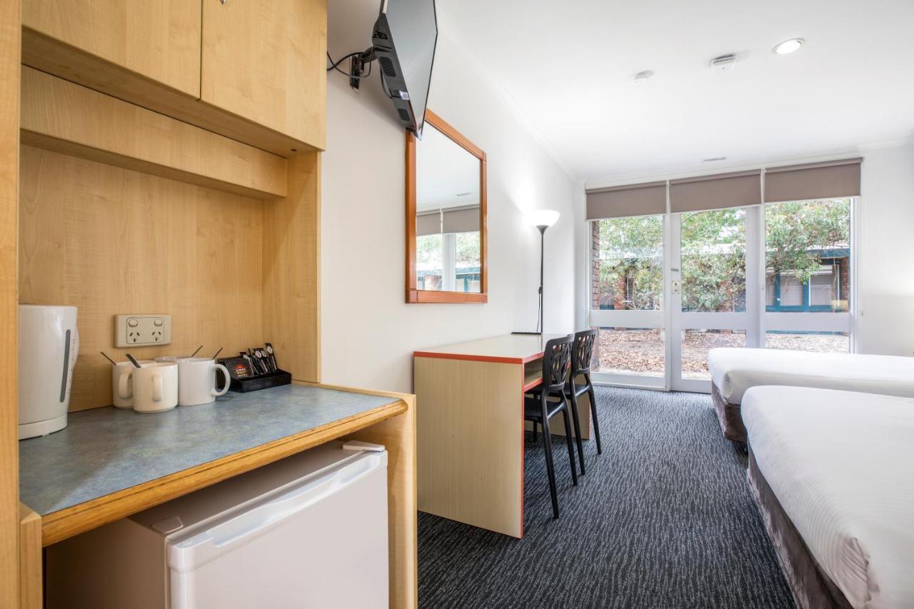 Burvale Hotel Nunawading Esterno foto