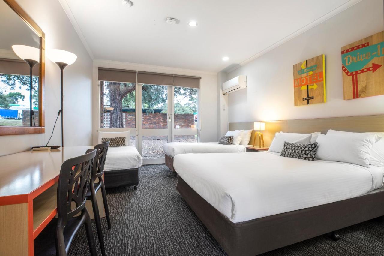 Burvale Hotel Nunawading Esterno foto