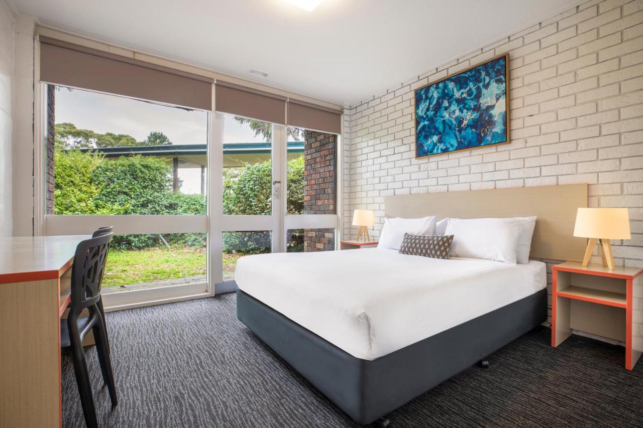 Burvale Hotel Nunawading Esterno foto