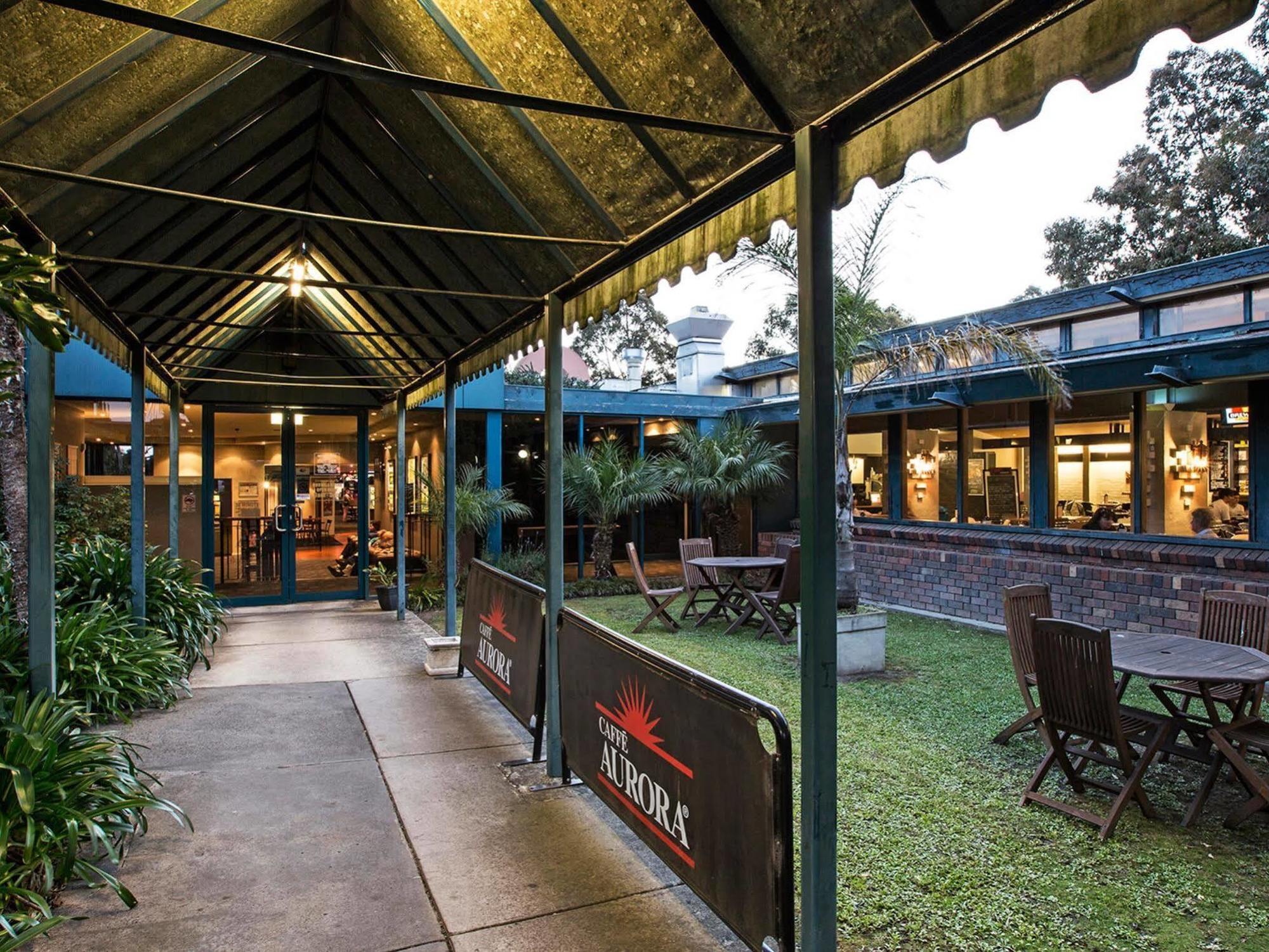Burvale Hotel Nunawading Esterno foto